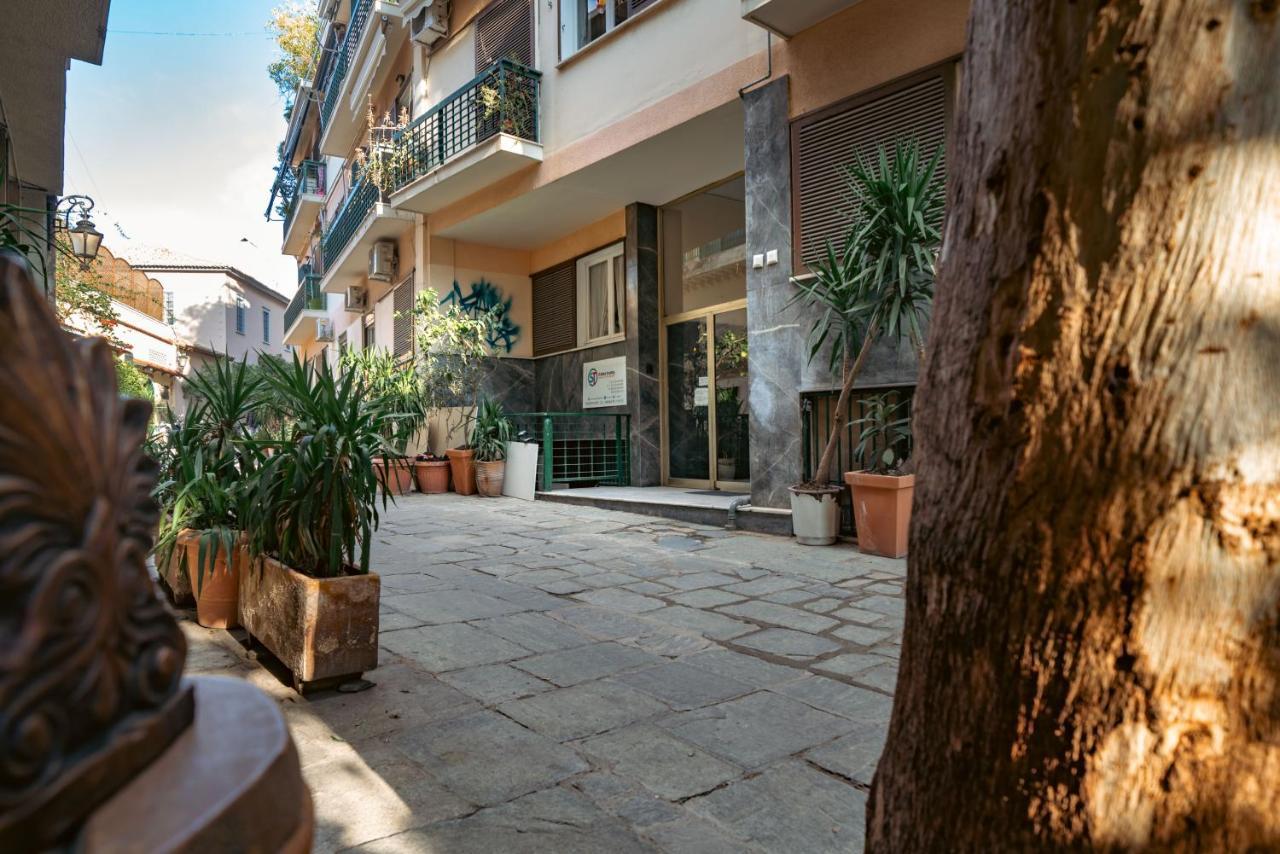 Plaka Apartment With Terrace View Афины Экстерьер фото
